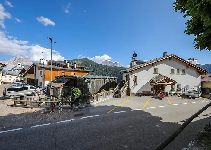 Cesa Dele Angele Colle Santa Lucia